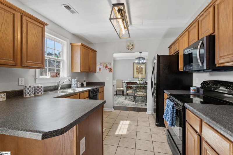 Property image 4 at 17 Catbriar Court, Simpsonville, SC 29680-7222