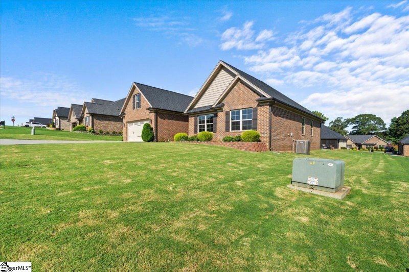 Property image 3 at 611 E Dateria Way, Inman, SC 29349