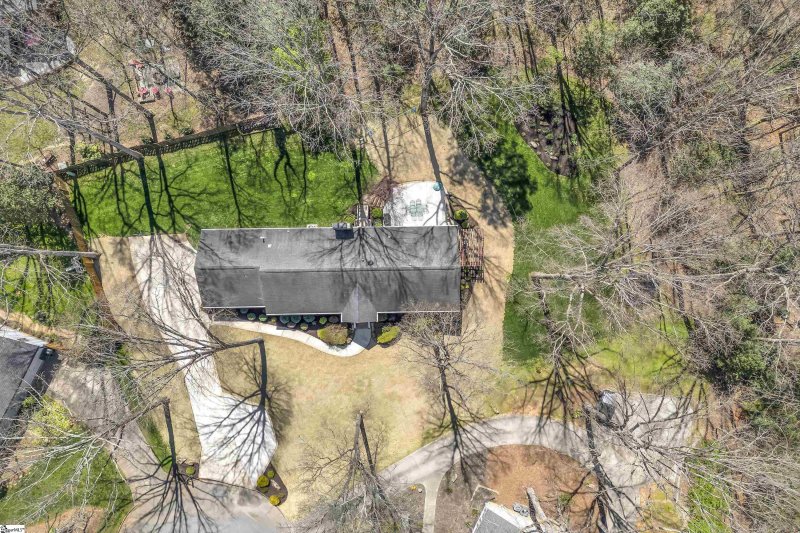 Property image 3 at 105 Hollyberry Court, Simpsonville, SC 29681