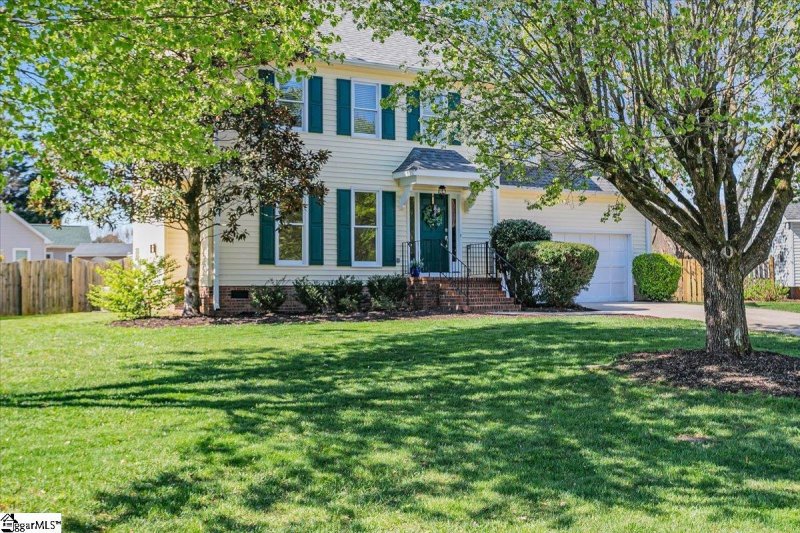 Property image 2 at 5 Brookford Court, Greenville, SC 29615