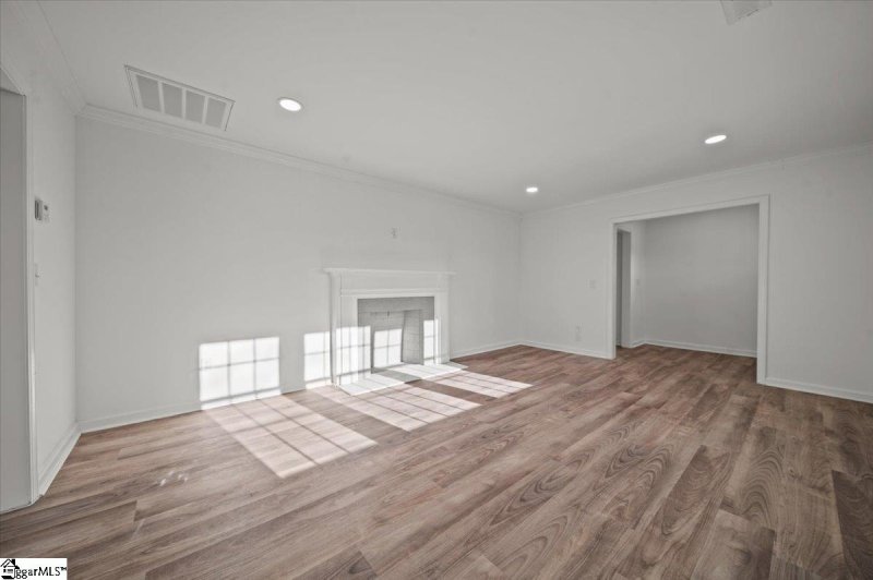 Property image 5 at 11 Lockwood Avenue, Greenville, SC 29607