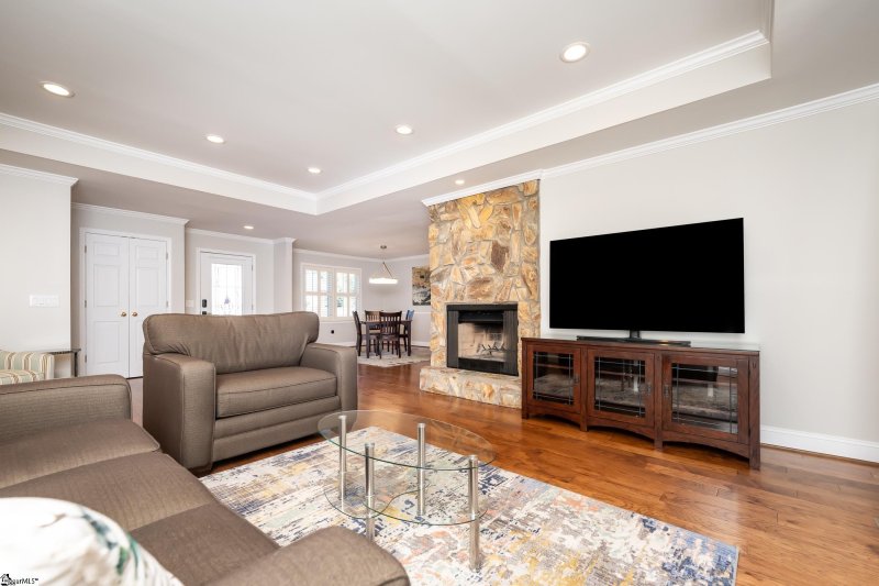 Property image 5 at 602 Hedgewood Terrace, Greer, SC 29650