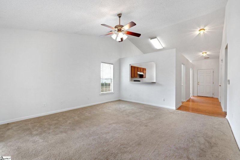 Property image 2 at 204 Montauk Drive, Greenville, SC 29607