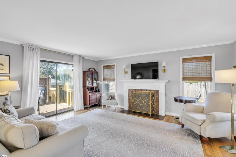 Property image 3 at 410 Parkins Mill Road, Greenville, SC 29607