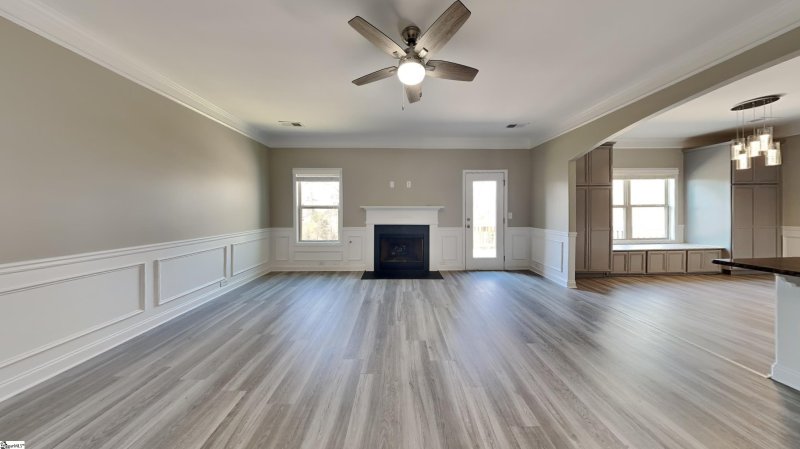 Property image 2 at 347 Bridge Crossing Drive, Simpsonville, SC 29681-4579