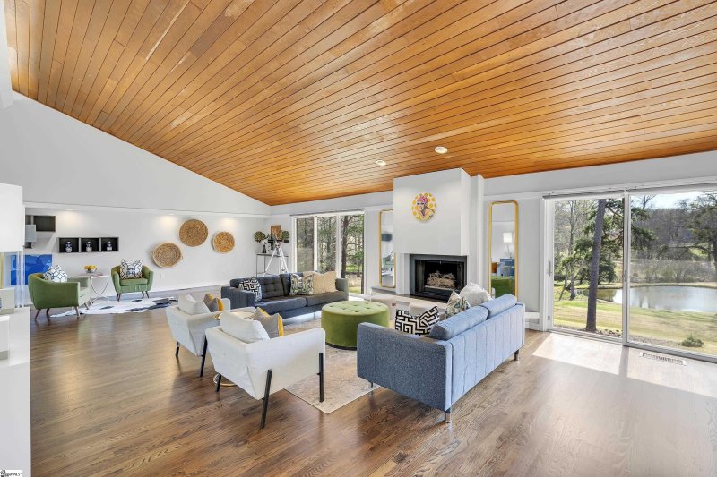 Property image 2 at 119 Lowood Lane, Greenville, SC 29605