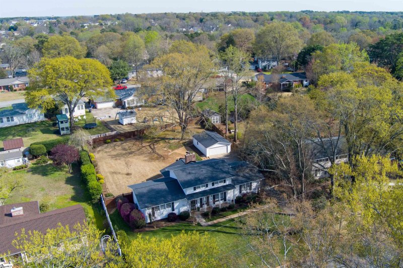 Property image 2 at 519 Wembley Road, Greenville, SC 29607