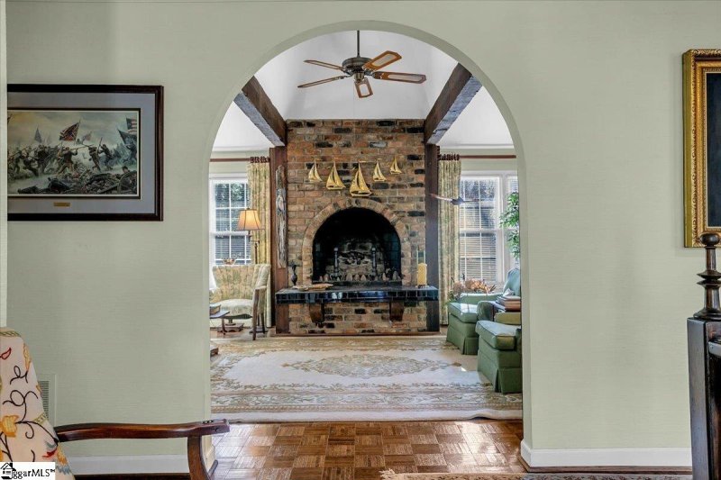 Property image 3 at 33 Ponderosa Road, Greenville, SC 29607