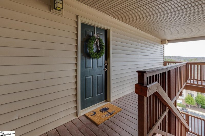 Property image 2 at 733 Harts Cove Way, Seneca, SC 29678