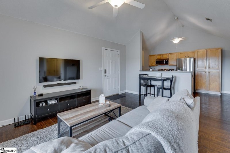 Property image 5 at 733 Harts Cove Way, Seneca, SC 29678
