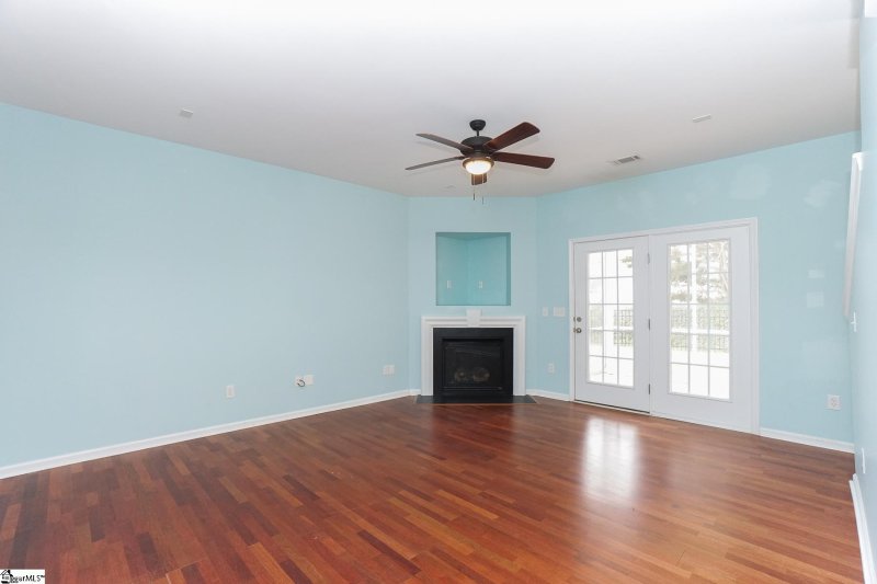 Property image 4 at 122 Pin Oak Court, Easley, SC 29642