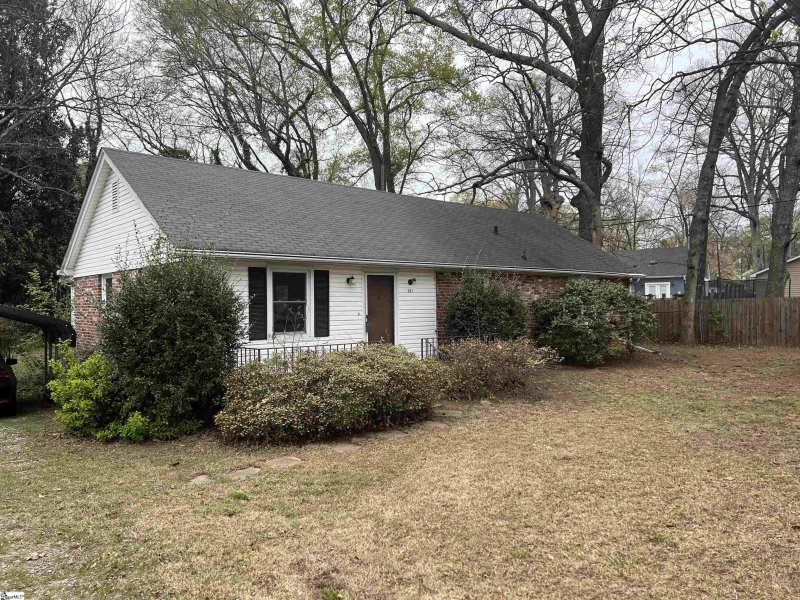 Property image 2 at 707 Don Drive, Greenville, SC 29607