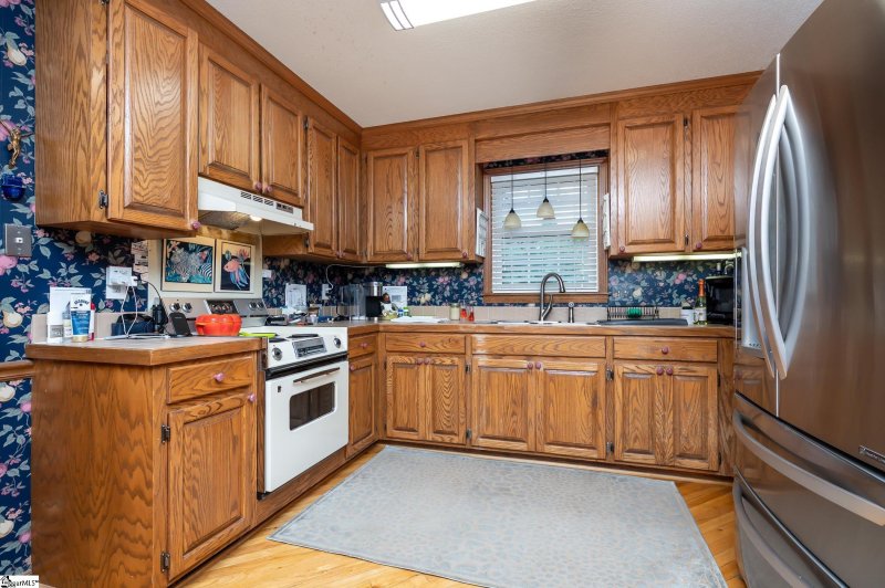 Property image 4 at 5 Singletree Court, Taylors, SC 29687