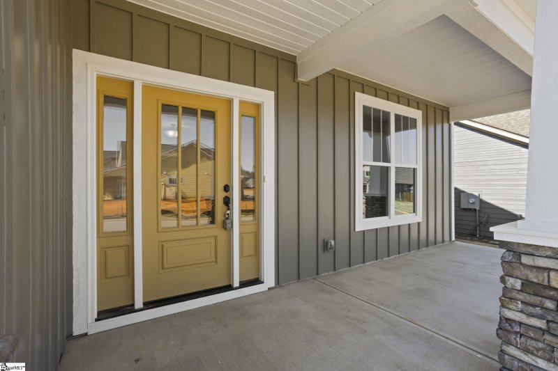 Property image 3 at 105 Ridgebury Place, Greenville, SC 29607