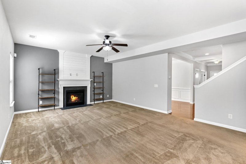 Property image 2 at 221 Creekside Way, Easley, SC 29642