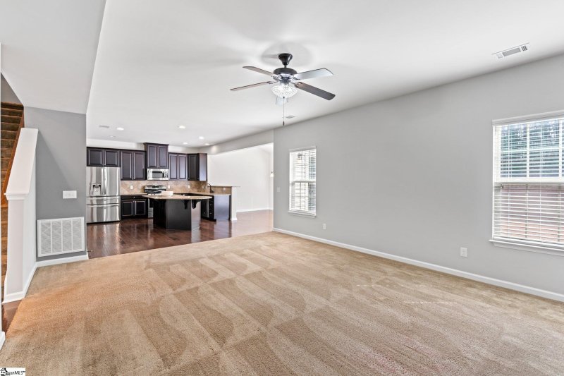 Property image 3 at 221 Creekside Way, Easley, SC 29642