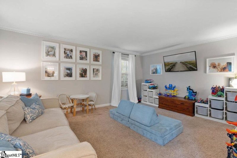 Property image 5 at 210 Montclair Road, Greer, SC 29651