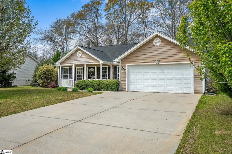 Property image 2 at 141 Mediterranean Avenue, Anderson, SC 29621