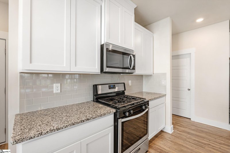 Property image 4 at 421 Windsinger Lane, Greer, SC 29650