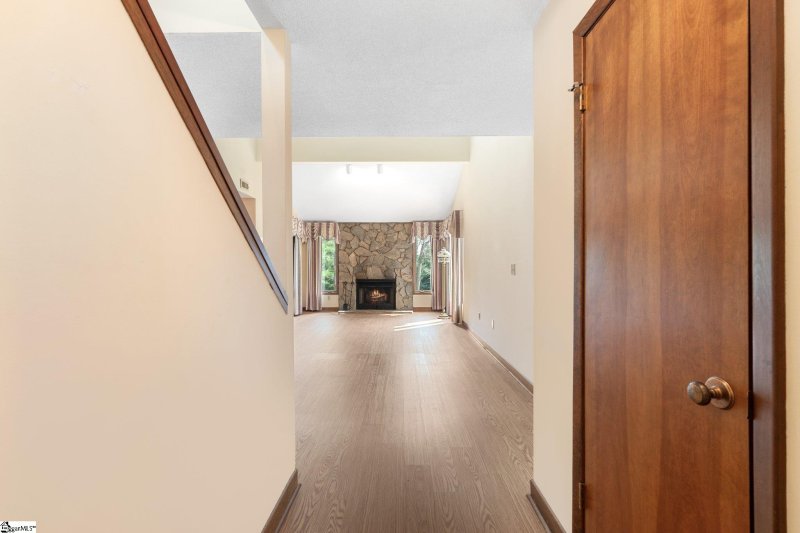 Property image 4 at 212 Goldfinch Circle, Greer, SC 29650