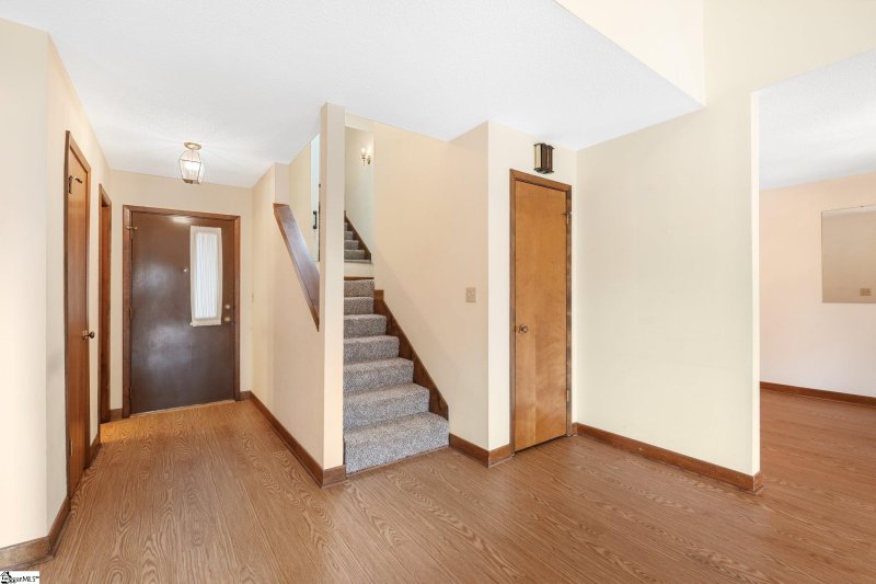 Property image 5 at 212 Goldfinch Circle, Greer, SC 29650