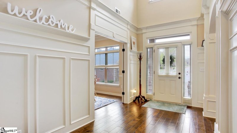 Property image 3 of 618 Delany Court in Glen Lake, Boiling Springs, SC 29316