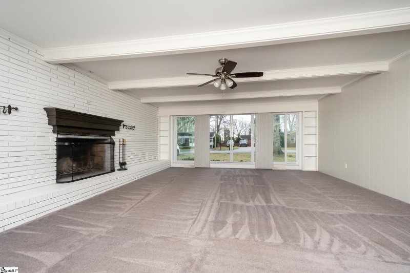 Property image 3 at 201 Oakfield Avenue, Easley, SC 29640