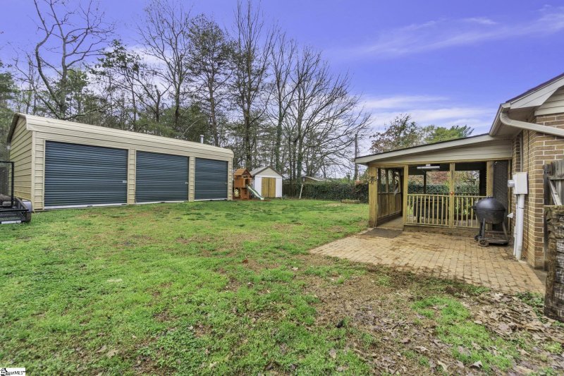 Property image 5 at 16 Berea Forest Circle, Greenville, SC 29611