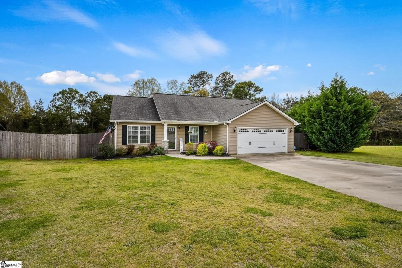 Property image 4 at 9 Medford Court, Anderson, SC 29626