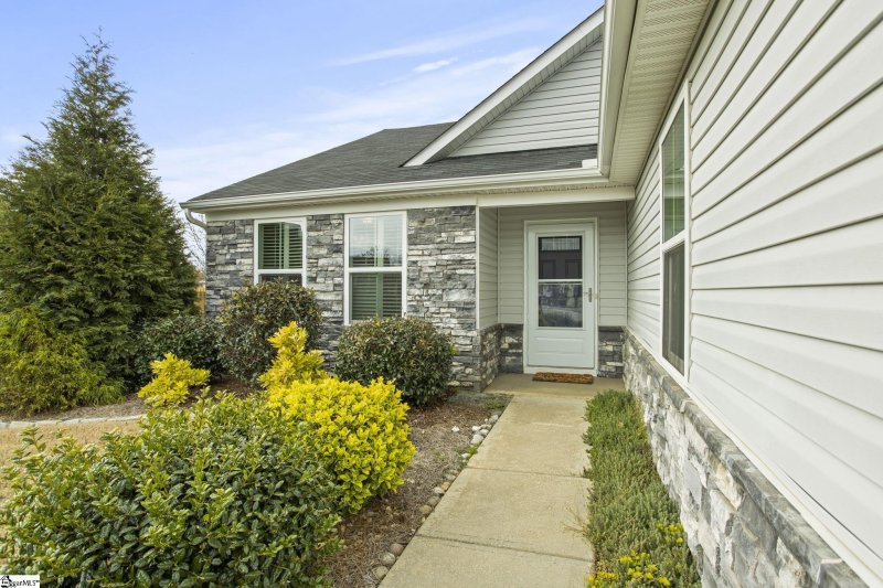 Property image 3 at 509 Harwood Court, Greenville, SC 29617