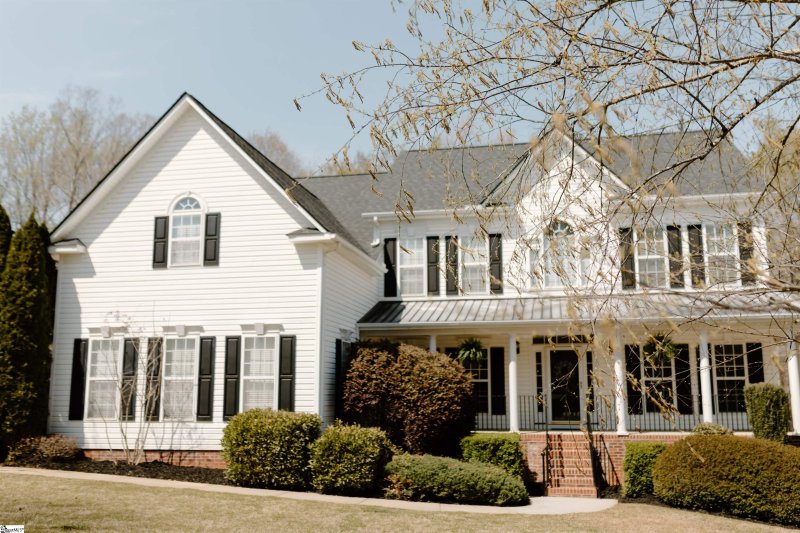 Property image 3 at 205 Hartwick Lane, Fountain Inn, SC 29644