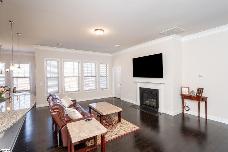 Property image 3 at 123 Crowned Eagle Drive, Taylors, SC 29687