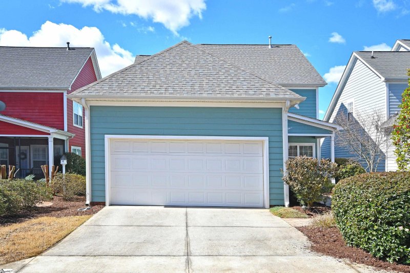 Property image 3 at 127 Farm Mill Circle, Simpsonville, SC 29681