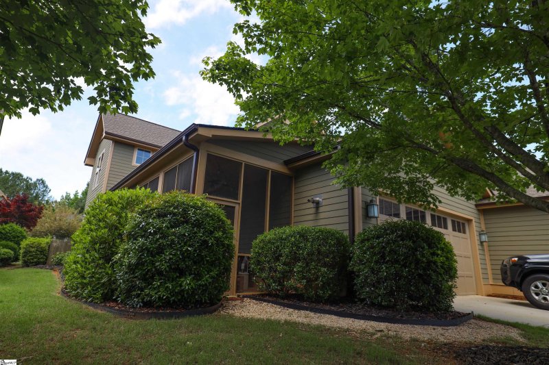 Property image 3 at 116 Fathers Drive, Piedmont, SC 29673