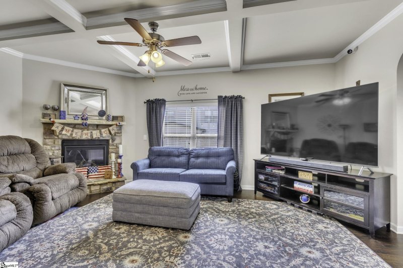 Property image 5 at 402 Crane Cove Court, Greenville, SC 29611