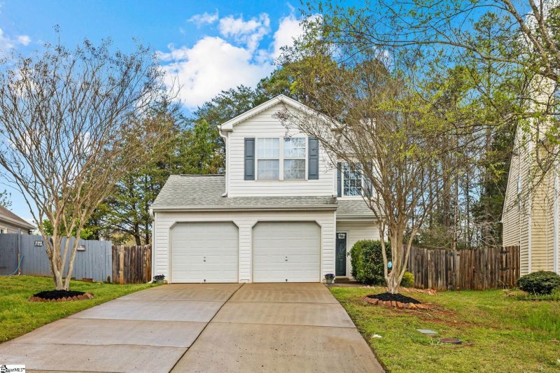 Property image 2 at 509 Glenlea Lane, Greenville, SC 29617