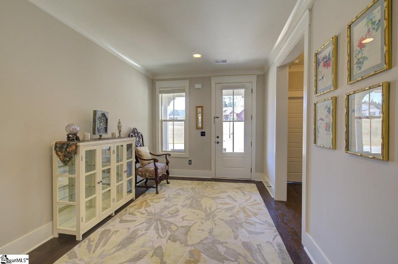 Property image 3 at 704 Carilion Lane, Greenville, SC 29617