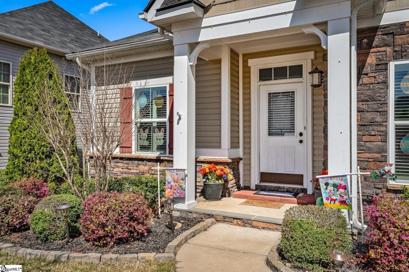 Property image 3 at 344 Kelsey Glen Lane, Simpsonville, SC 29681