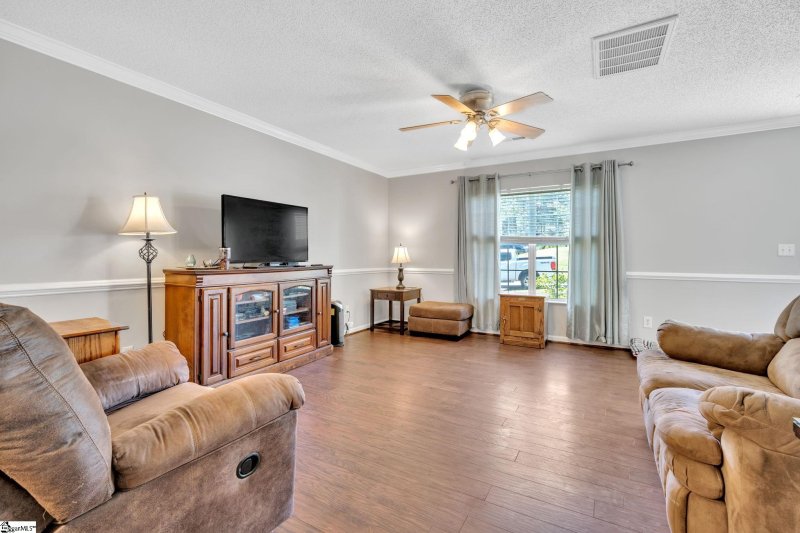 Property image 2 at 405 Kingsman Lane, Easley, SC 29642