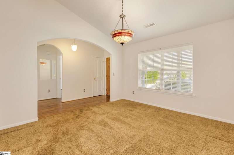 Property image 4 at 105 Cretewood Place, Taylors, SC 29687