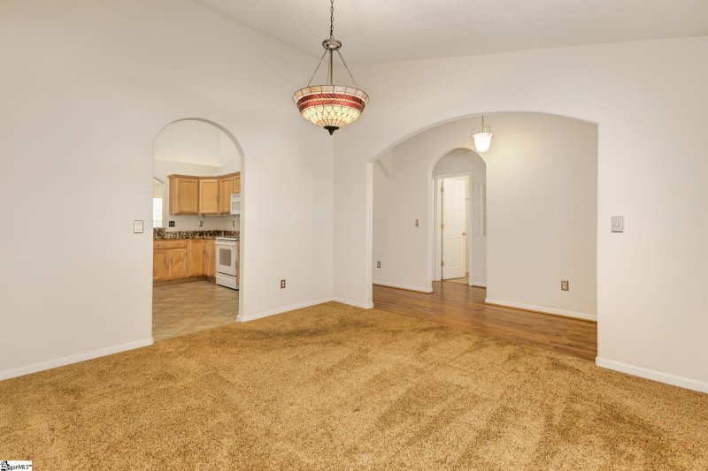 Property image 5 at 105 Cretewood Place, Taylors, SC 29687