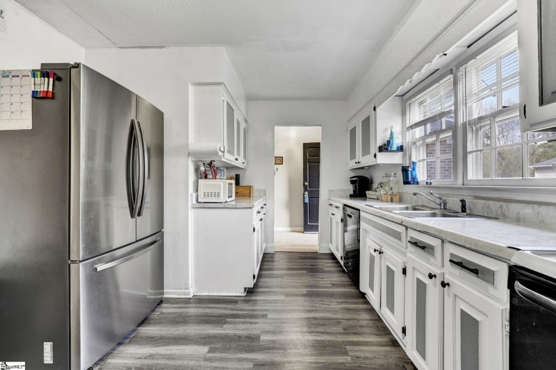 Property image 3 at 152 Fernridge Drive, Spartanburg, SC 29307