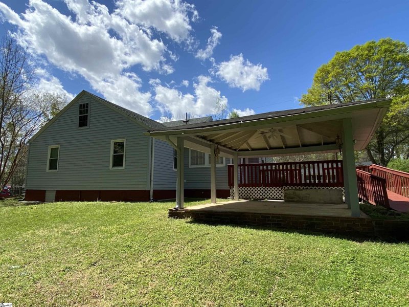 Property image 4 at 109 Tiffany Drive, Taylors, SC 29687