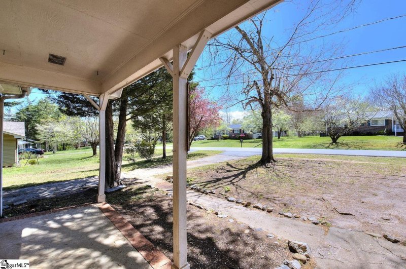 Property image 4 at 271 Clearview Circle, Travelers Rest, SC 29690