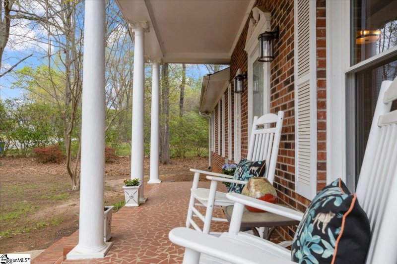 Property image 4 at 218 Crestwood Drive, Greenville, SC 29609