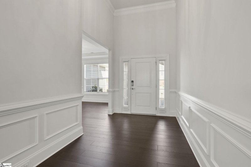 Property image 3 at 404 Meadowcroft Lane, Simpsonville, SC 29681