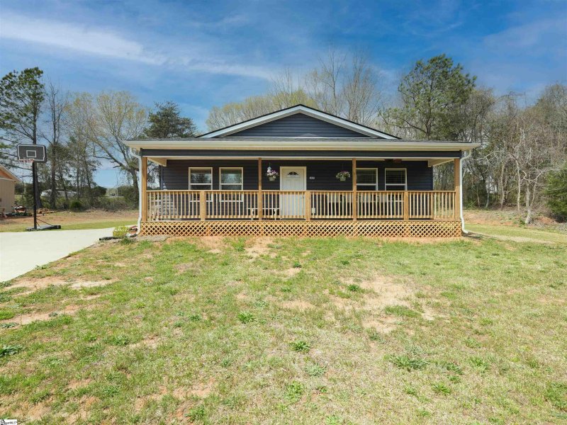 105 Golden Springs Lane