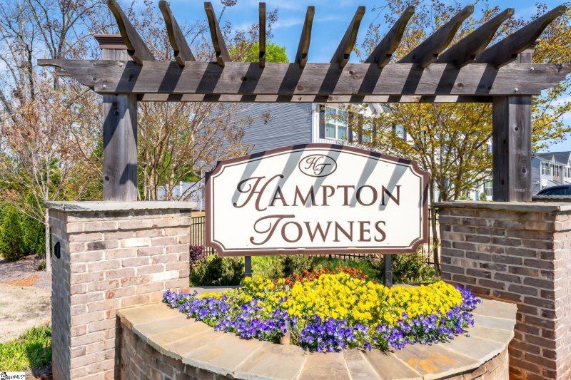 Property image 2 at 116 Fernside Court, Greenville, SC 29617