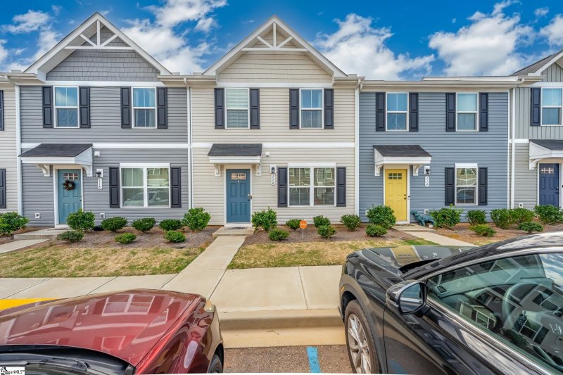 Property image 3 at 116 Fernside Court, Greenville, SC 29617