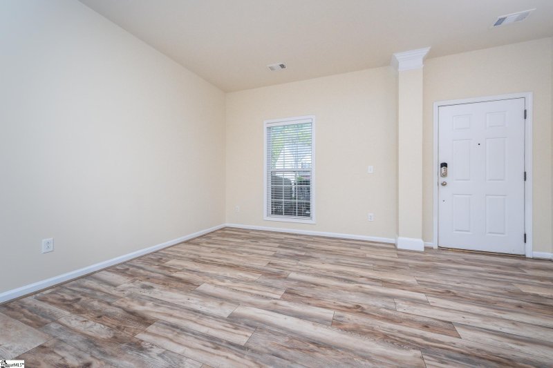 Property image 5 at 23 Deckers Way, Greenville, SC 29607